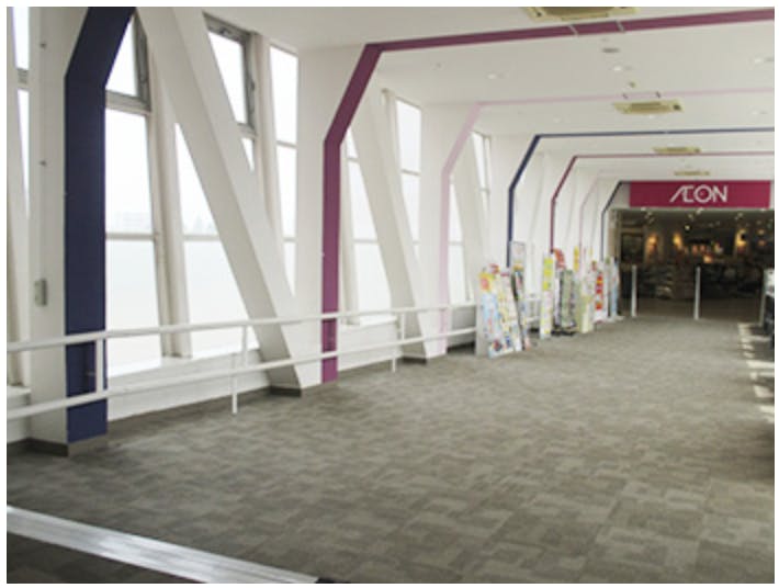 【イオンモール千葉ニュータウン】モール棟3F東ブリッジの画像