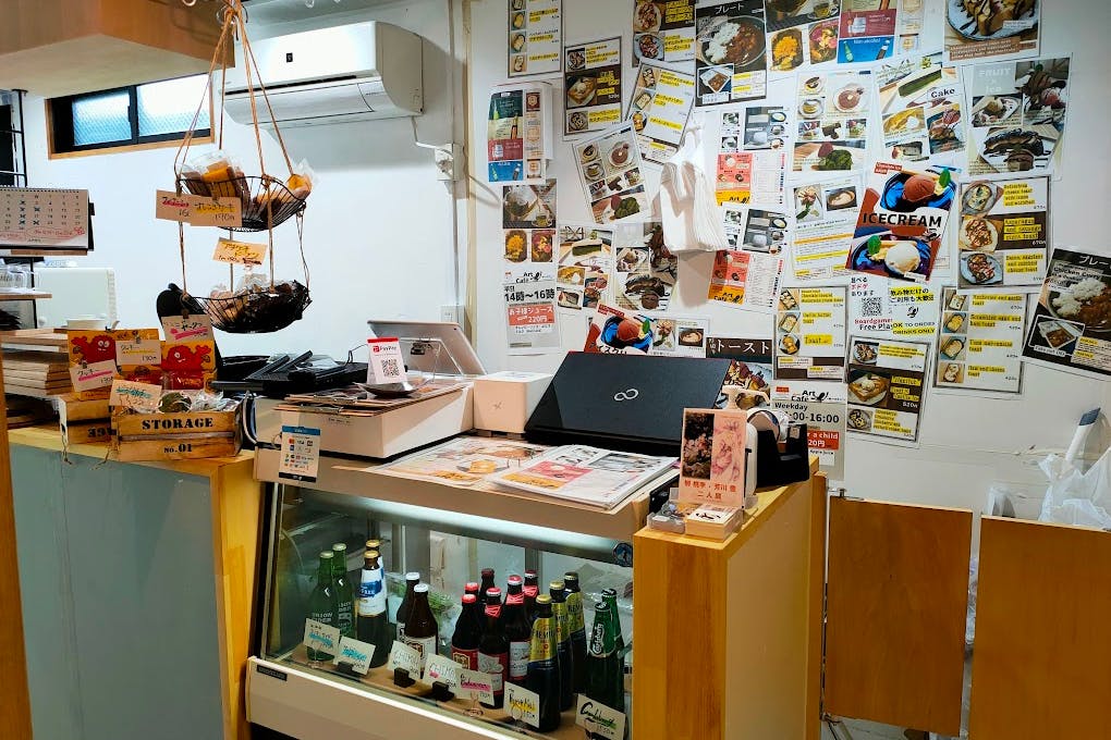 【千駄木駅1分】作品展示に適したアートカフェギャラリー