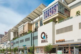 【あべのキューズモール】あべのキューズモール【メディア】「2Fエントランス・大型デジタルサイネージ」