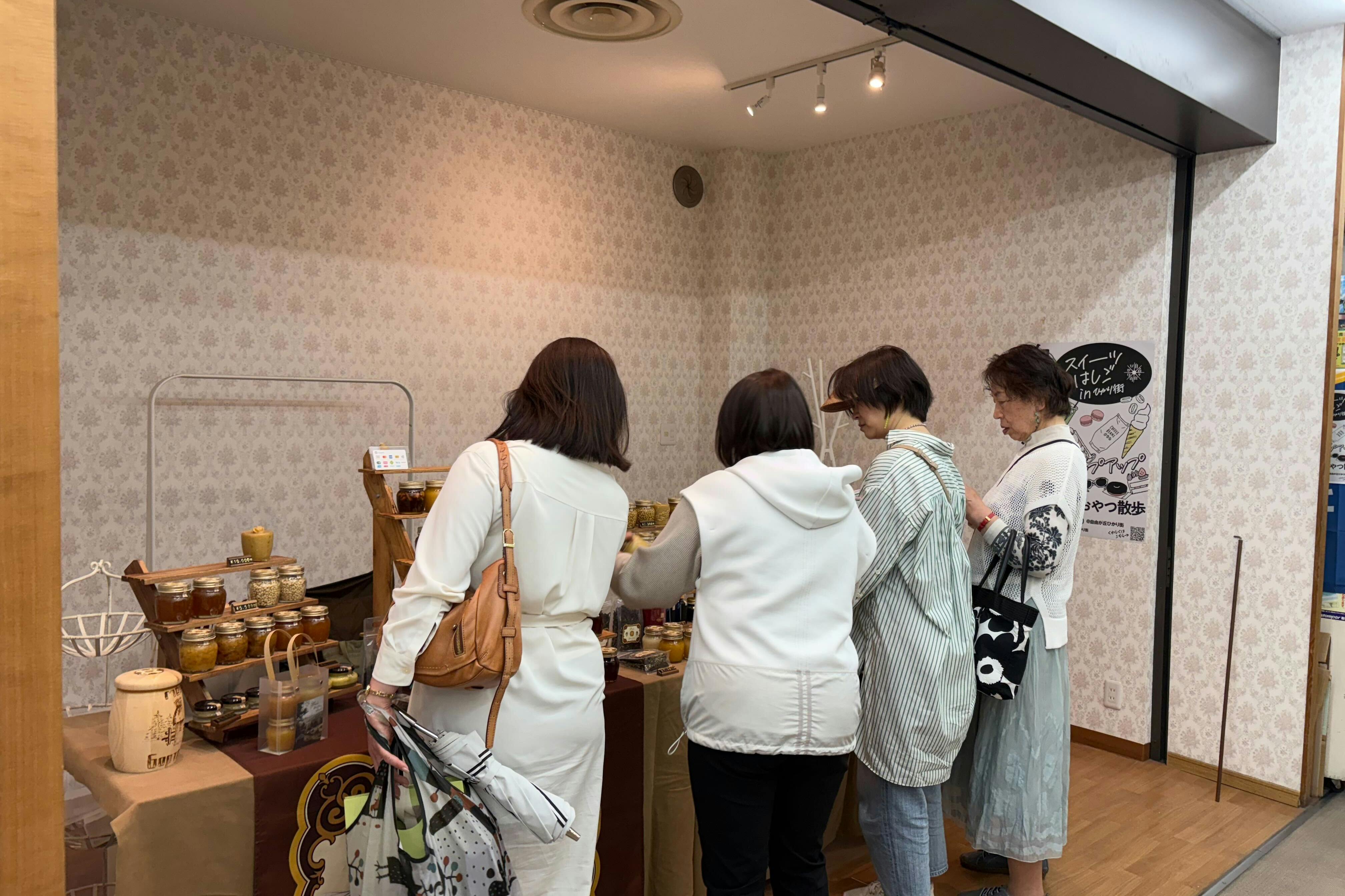 【スイーツはしご in 自由が丘ひかり街/2026年GW特別イベント】2026年5月4日~5日に開催されるスイーツ・お菓子が集結するマルシェ