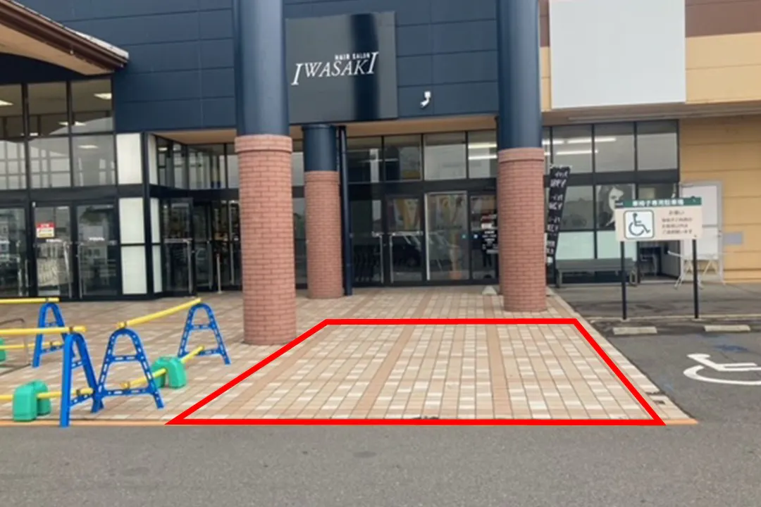 【メガセンタートライアル善通寺店】キッチンカー(調理営業)出店限定/屋外スペース※電源準備中