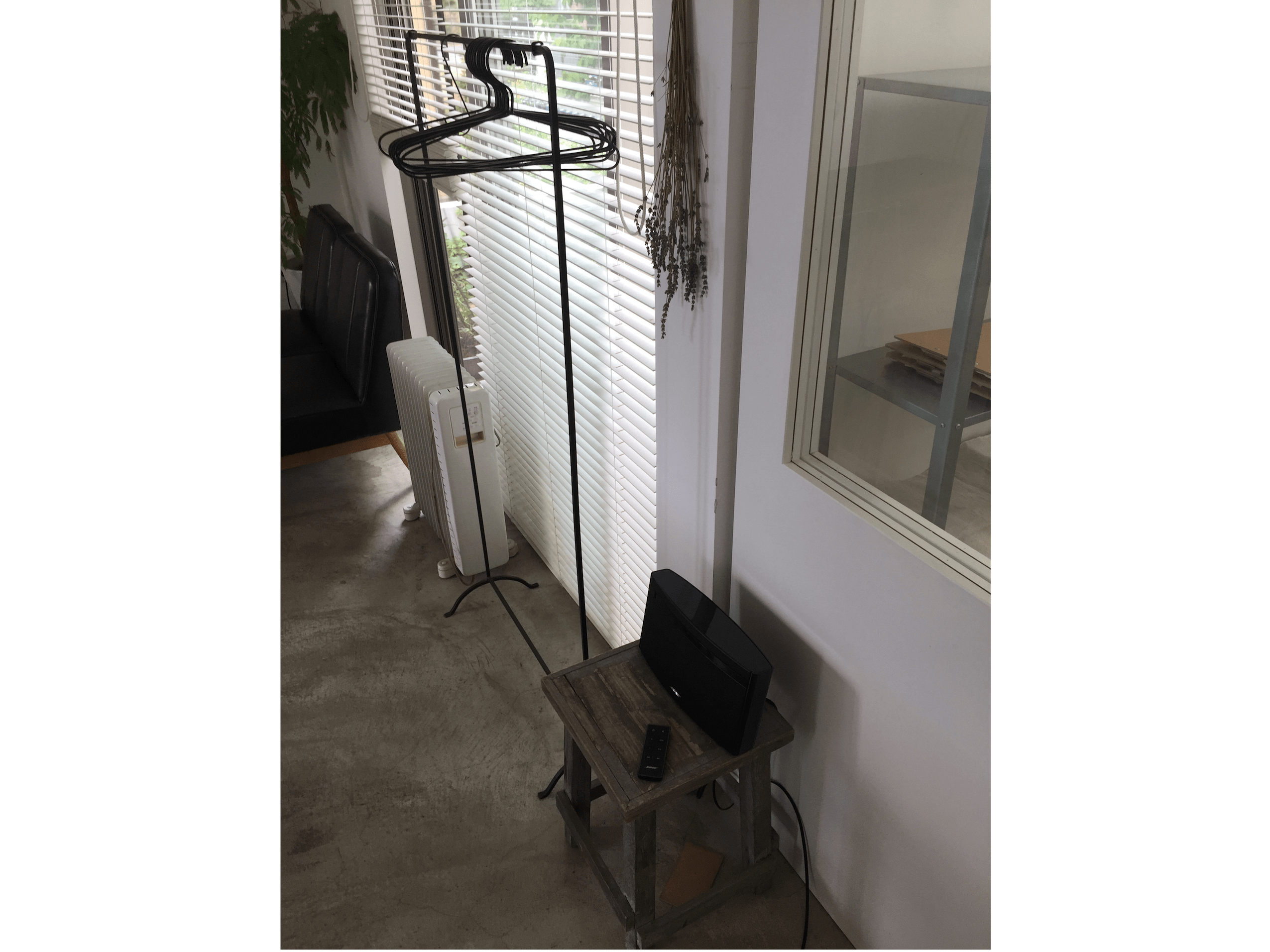 ハンガーラック・スピーカー