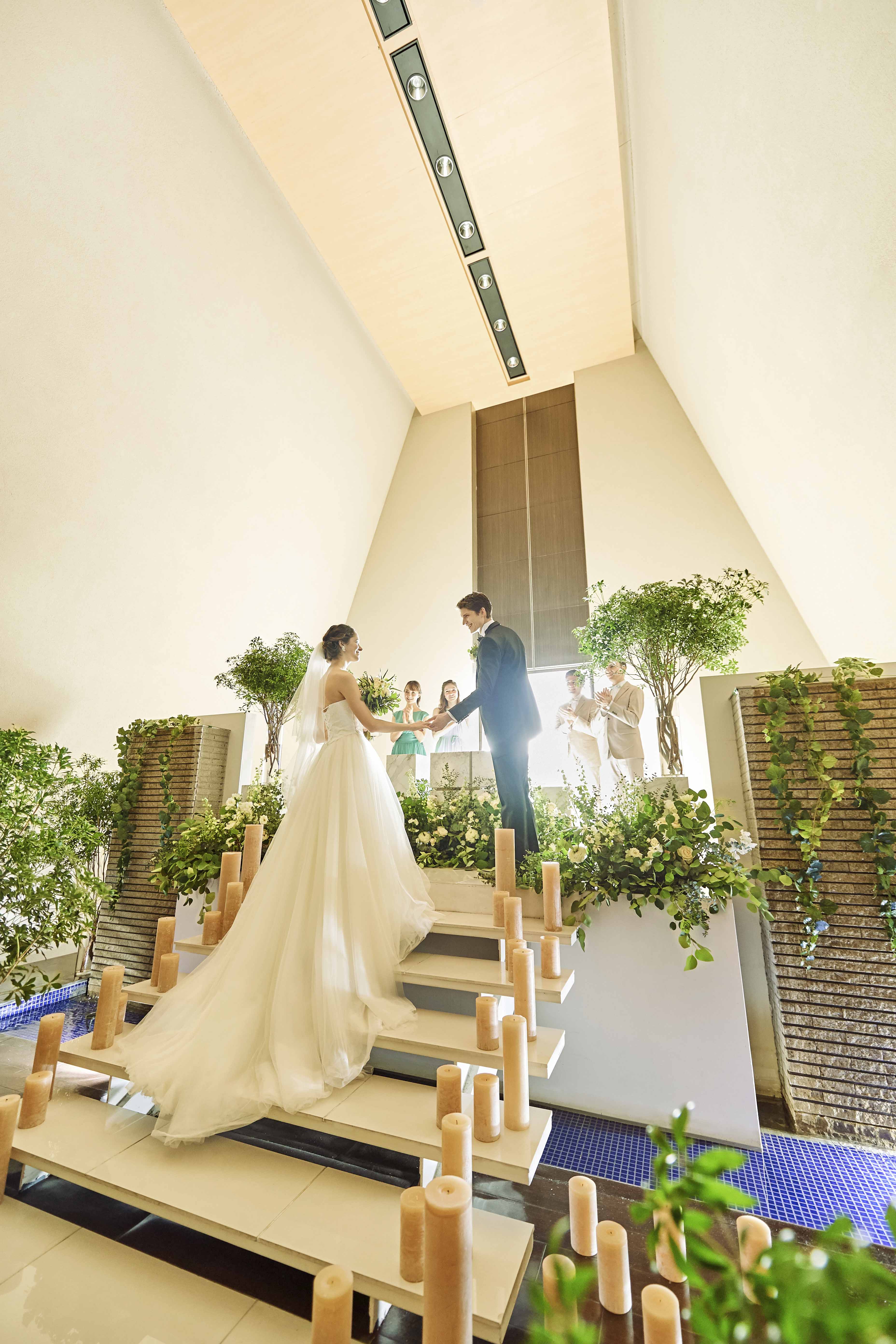 【佐賀清和学園通り】講演会やセミナーなどの登壇イベントからワークショップまで、幅広い用途で活用できるイベントスペース（チャペル）の画像2