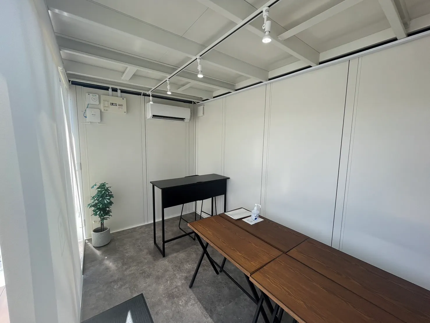 【牧駅15分】自主企画マルシェやポップアップストアに最適なお手頃価格のレンタルスペース「Shop」／敷地全体の貸切イベント開催も可能！