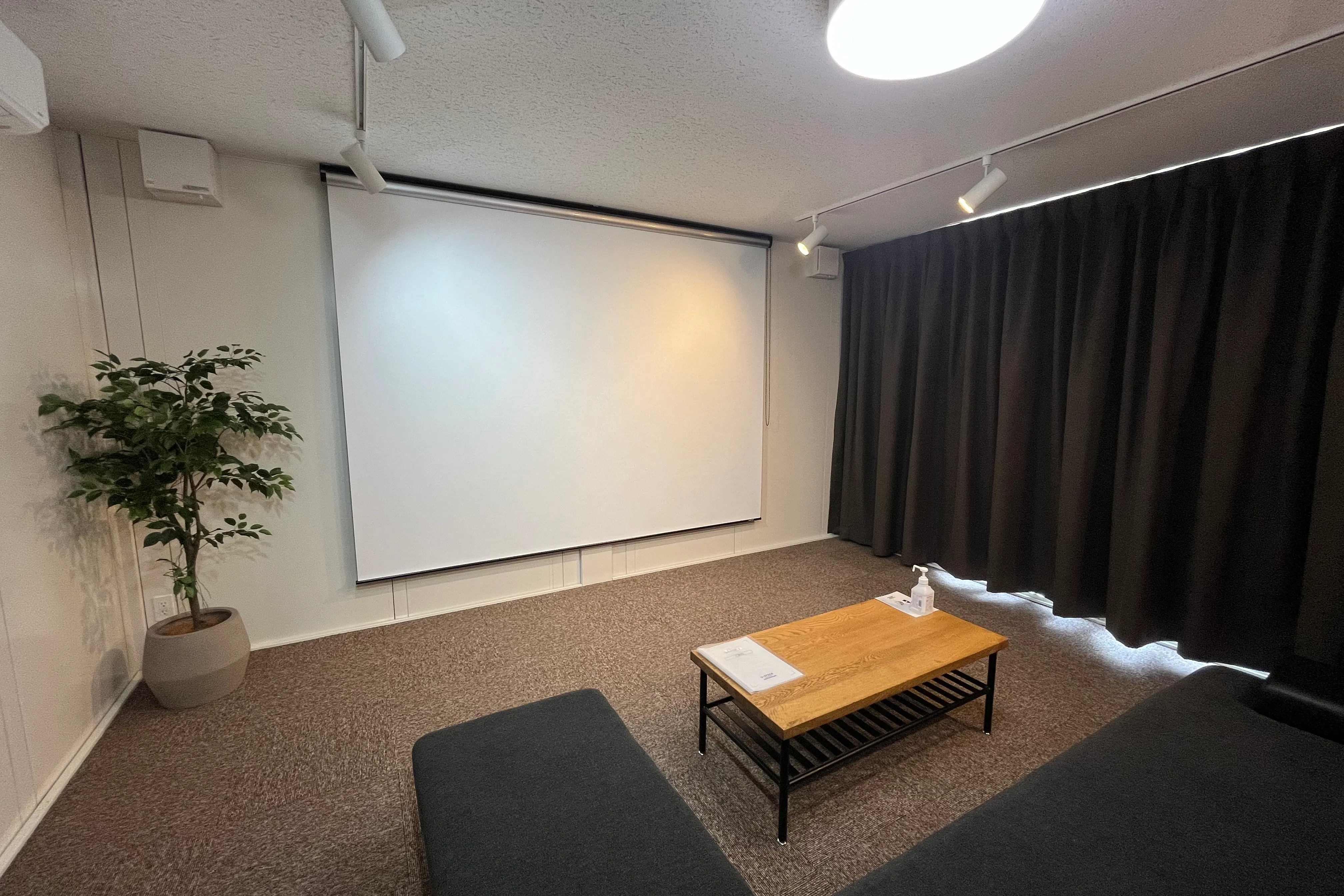 【福島県郡山市】自主企画マルシェやワークショップに最適なお手頃価格のレンタルスペース「Living1」/敷地全体の貸切イベント開催も可能!