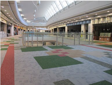 【イオンモール羽生】グローバルワーク前ブリッジの画像