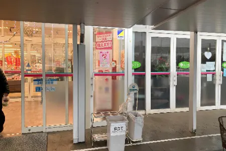 【アルク三田尻店】プロモーションイベントに最適なスーパーの店頭軒下イベントスペース
