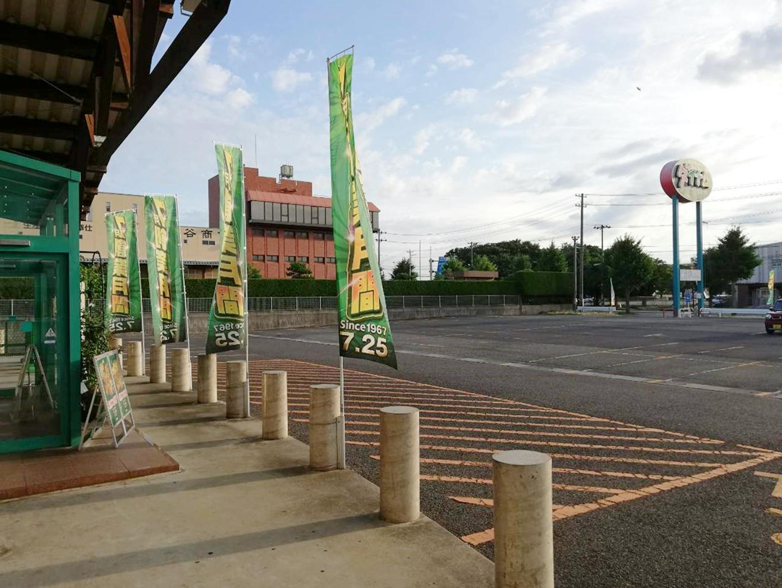 【ダイナム新潟東店】キッチンカーや各種プロモーションイベントでの出店に最適なアミューズメント施設のイベントスペース