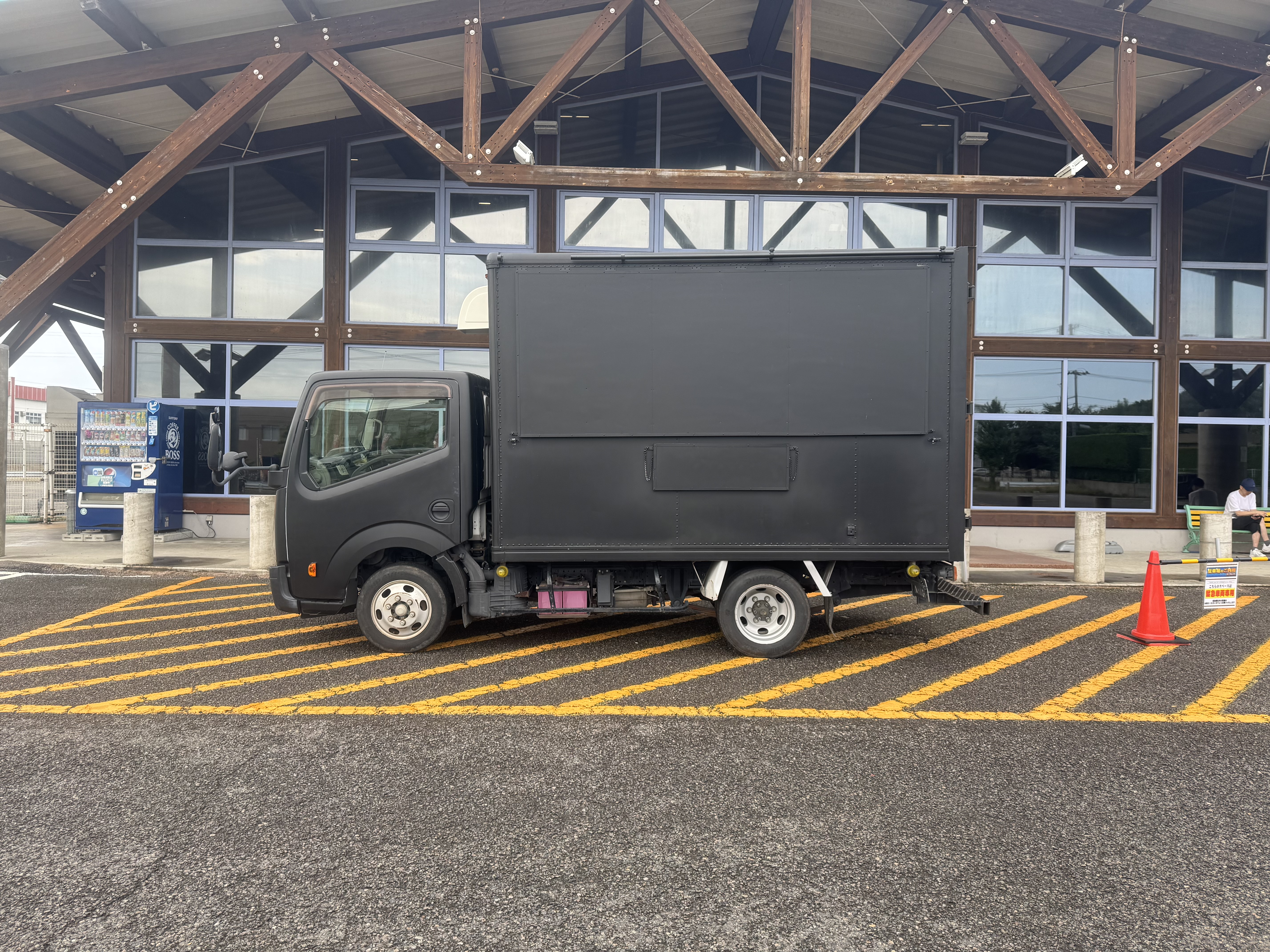 【ダイナム新潟東店】キッチンカーや各種プロモーションイベントでの出店に最適なアミューズメント施設のイベントスペースの画像8