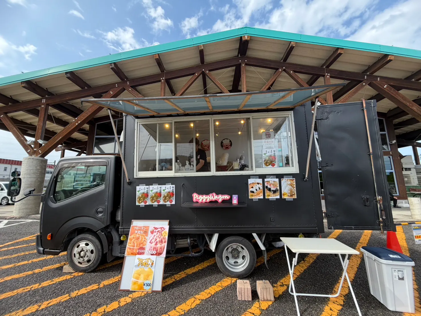 【ダイナム新潟東店】キッチンカーや各種プロモーションイベントでの出店に最適なアミューズメント施設のイベントスペース