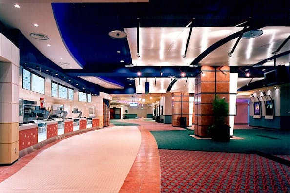 映画館で催事・ポップアップにおすすめなイベントスペースを探す